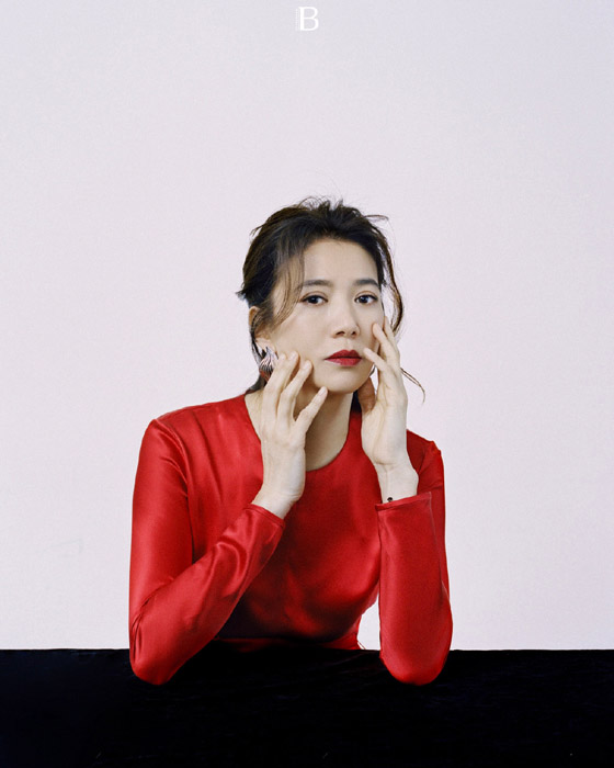 袁咏仪性感美艳写真照