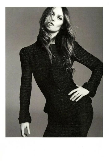 凡妮莎&middot;帕拉迪斯黑白写真照片