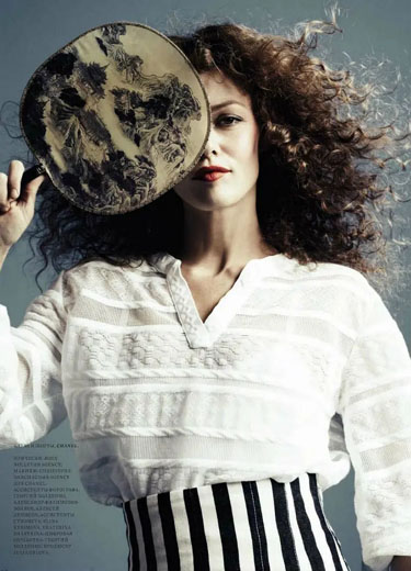 凡妮莎&middot;帕拉迪斯时尚摩登写真照片