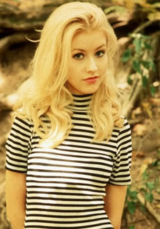 克里斯蒂娜&middot;阿奎莱拉