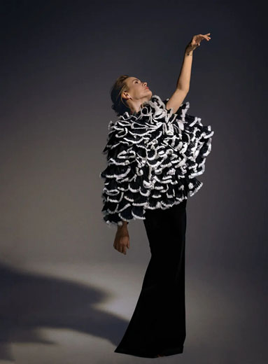 莎拉&middot;保罗森神秘优雅写真照片